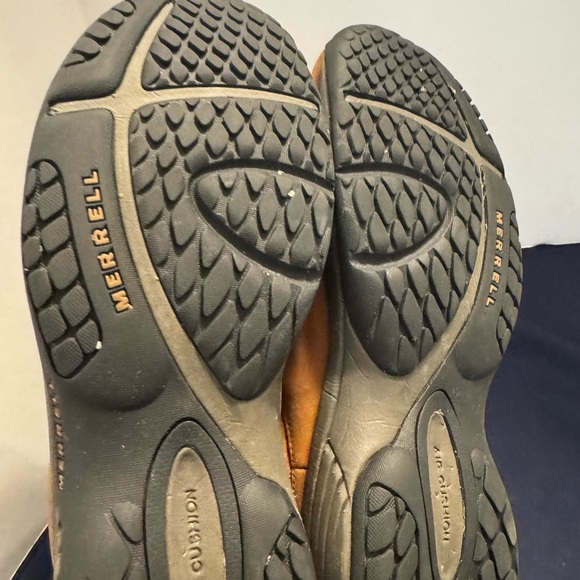 Women’s Merrill Brown Leather Slip On’s Style “Dune” Size 8.5 - Picture 10 of 16